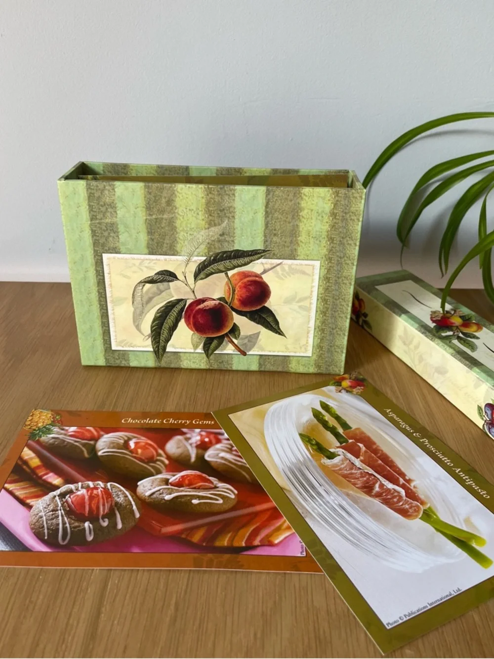 Decorative Peach Fruit Motif Recipe Keepsake Box with Recipe Cards - Picture 11 of 13